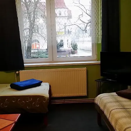 Гостьовий будинок Klon Pokoje Goscinne *
