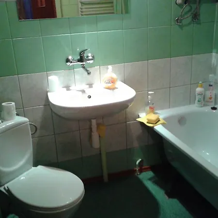 Гостьовий будинок Klon Pokoje Goscinne Лодзь